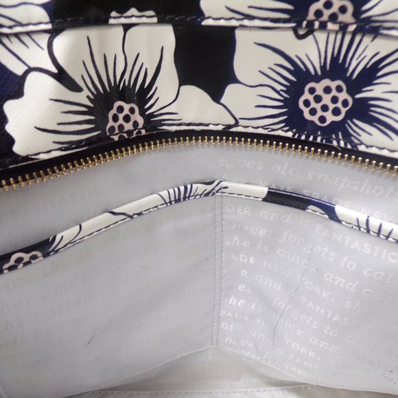 HANDBAG - Picture 2 of 4